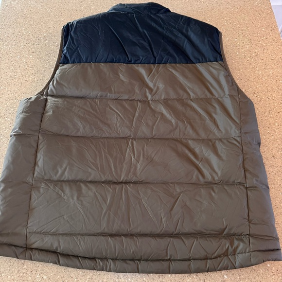 VTG LL Bean Vest Men's XL Dark Green Down Fill Zip Security Pocket Vintage - Picture 2 of 13